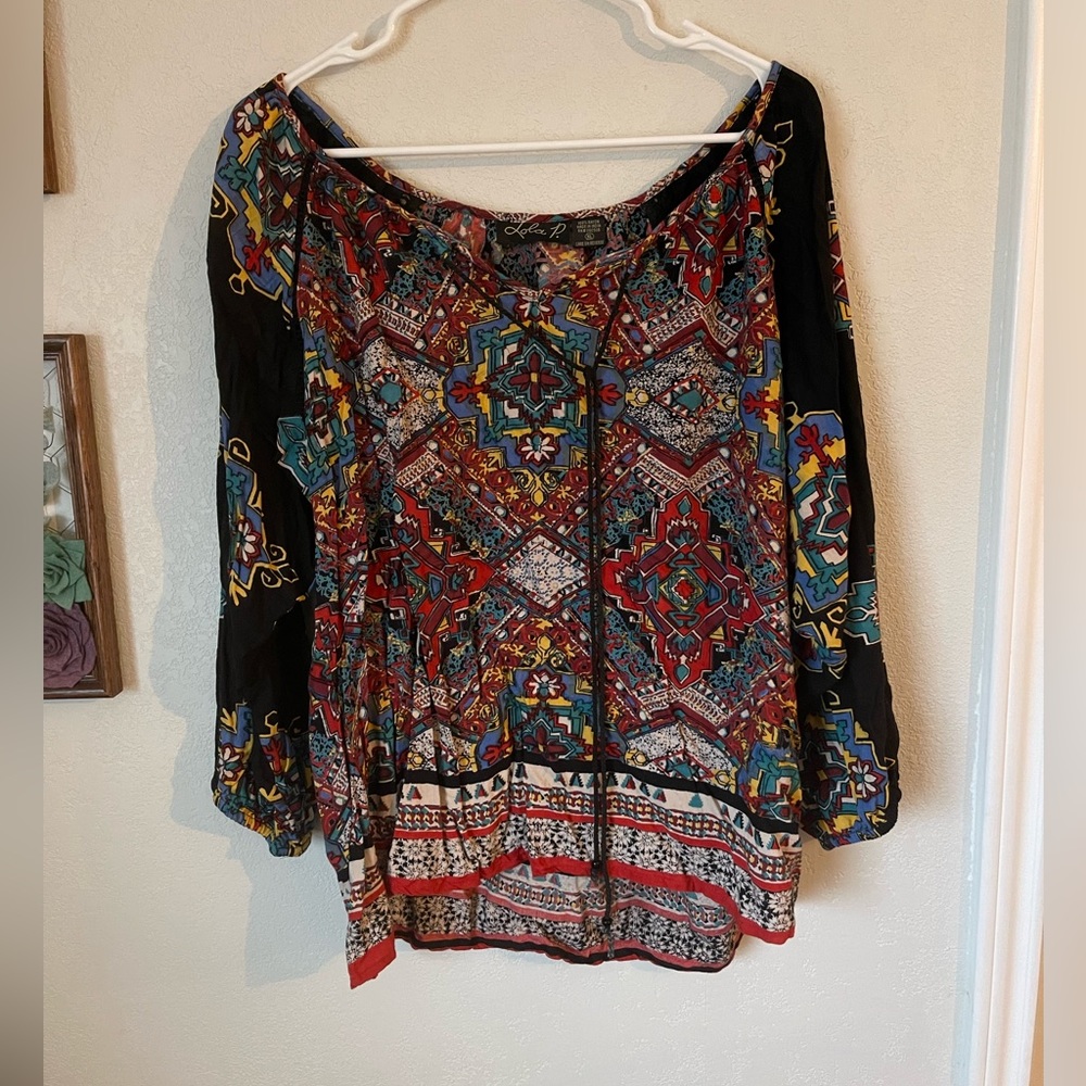 Lola P women's boho cool patterned oversized blouse size XL